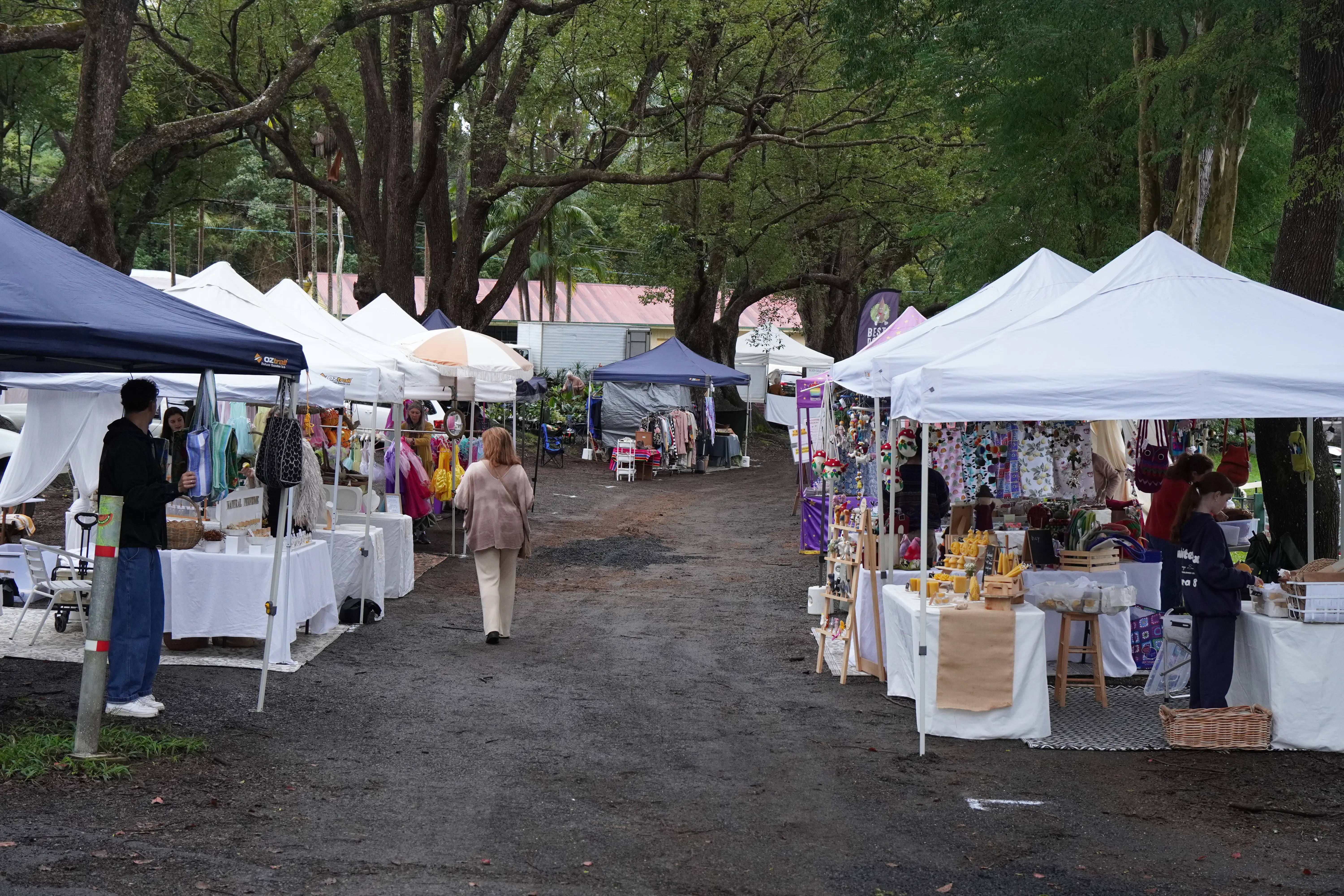 Market stalls and visitors at Bangalow Markets