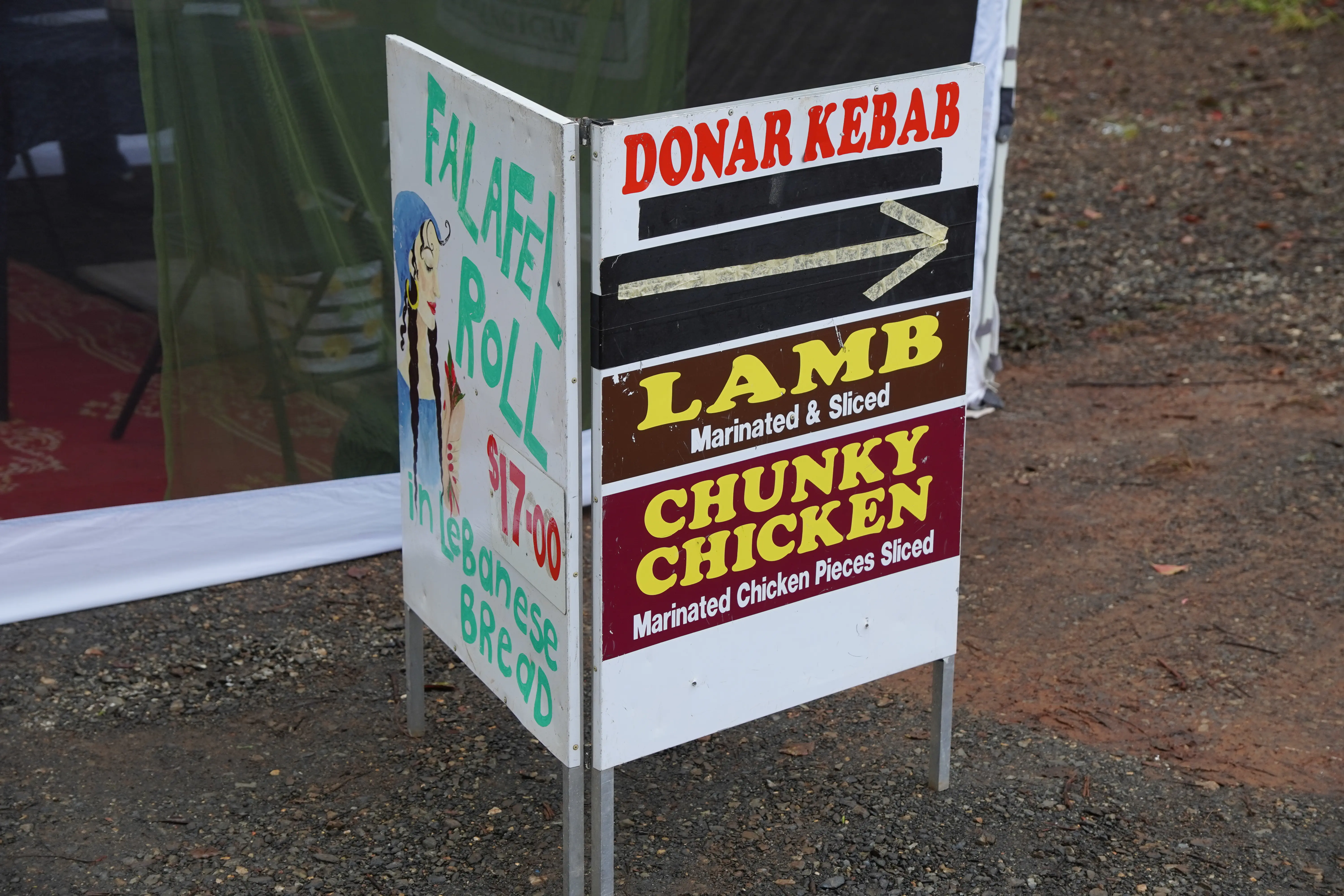 Market neighbours around Pocket Rice at Bangalow Markets